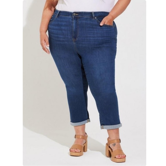 NWT TORRID Crop MidFit Skinny Super Soft Mid-Rise Jeans - Picture 1 of 8